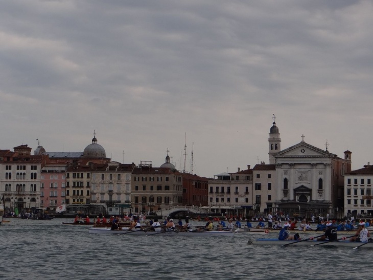 Vor der Wende bei Burano